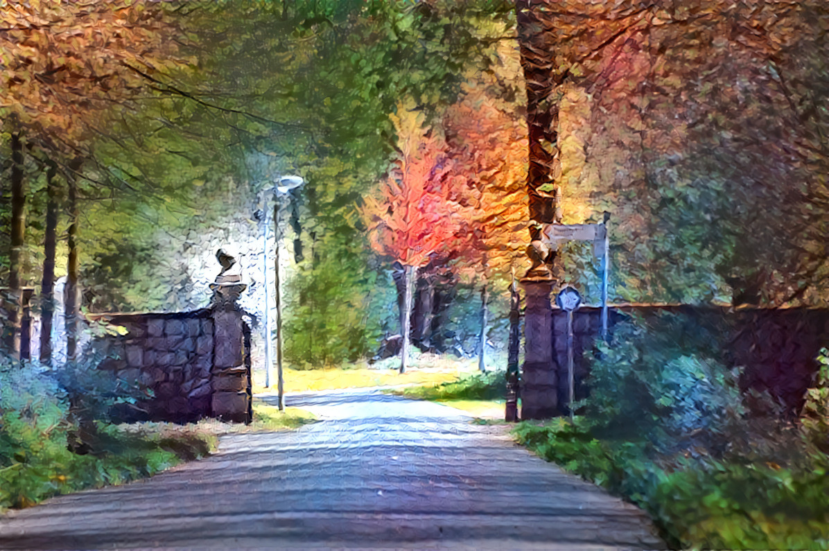 Im Boniburger Wald, Eingang zur ehemaligen Boniburg (Germany)